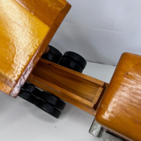 Wooden Dump Truck "Heron Bay" Logo w/ Heron Pic -  Rolls and Bed Lifts - Picture 7 of 14